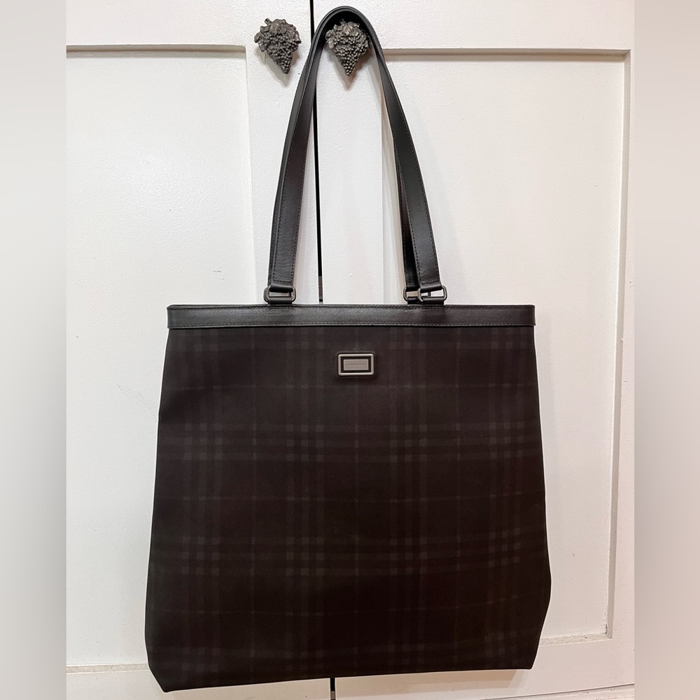 ✨BURBERRY✨Dark Brown Nova Check Print PVC w/Leather Trim Tote - Picture 2 of 6